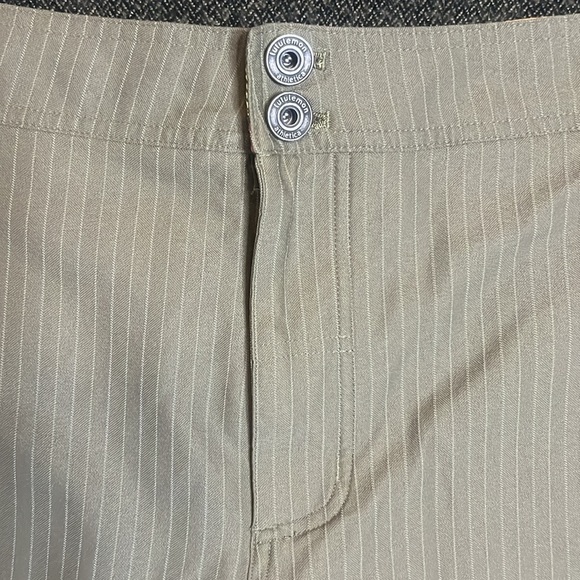 Lululemon Men’s Striped Khaki Green Cargo Shorts sz 40 - Picture 2 of 7